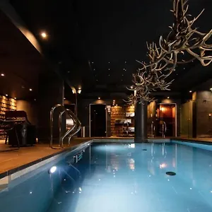 avenue-lodge-hotel.hotels-rhonealpes.com/